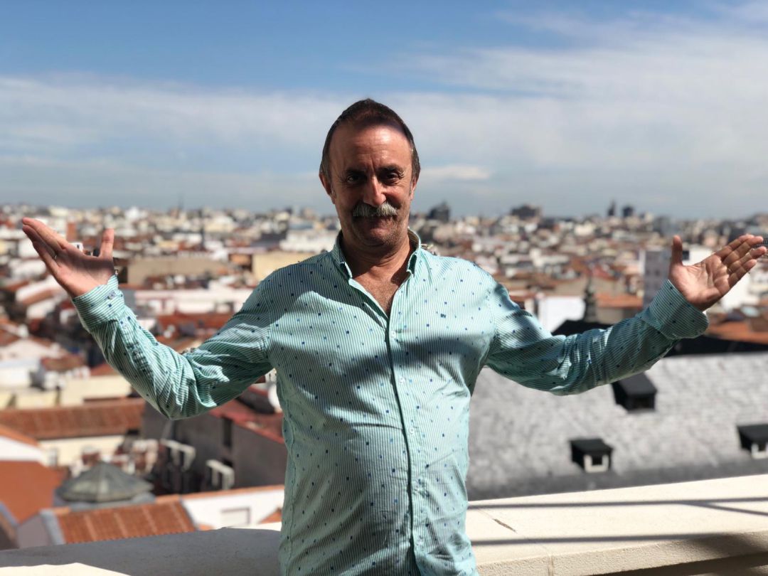 Santi Rodríguez lleva al teatro 'Infarto ¡No vayas a la luz!' Santi Rodríguez lleva al teatro 'Infarto ¡No vayas a la luz!'