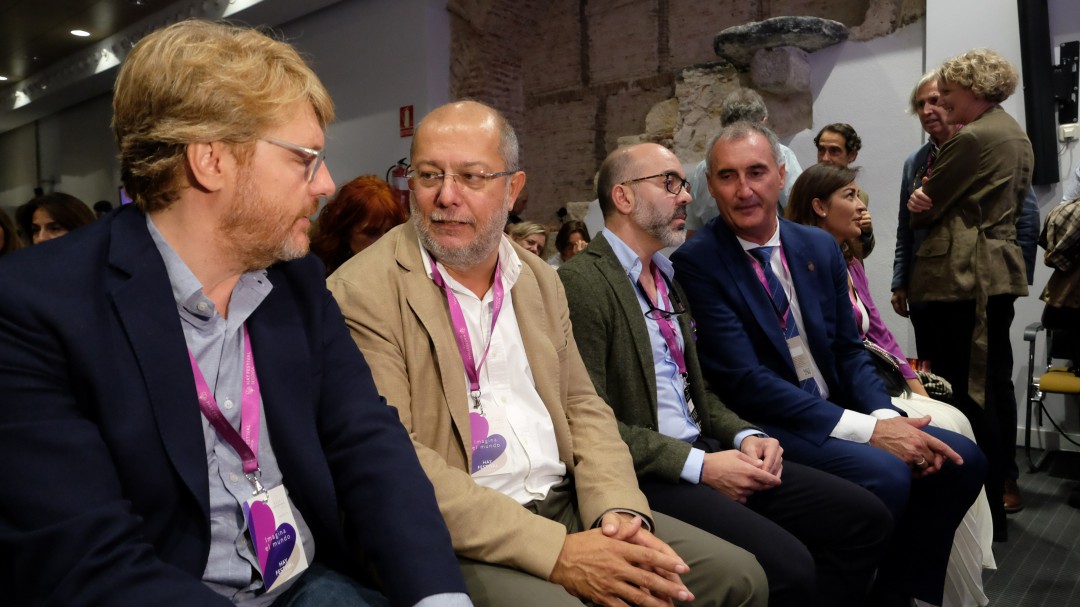 Igea apuesta porque la Junta sea "el máximo impulsor" del Hay Festival