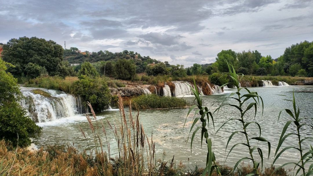 Cascadas en el Parque Natural de las Lagunas de Ruidera Cascadas en el Parque Natural de las Lagunas de Ruidera