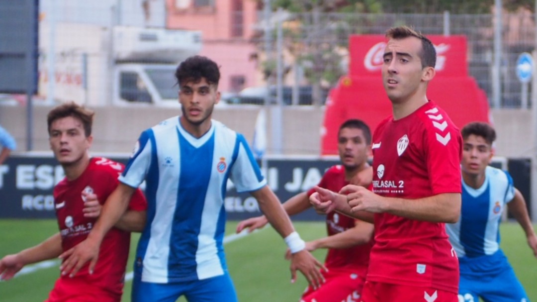 El Castellón empata en Barcelona y sigue invicto tras cinco jornadas