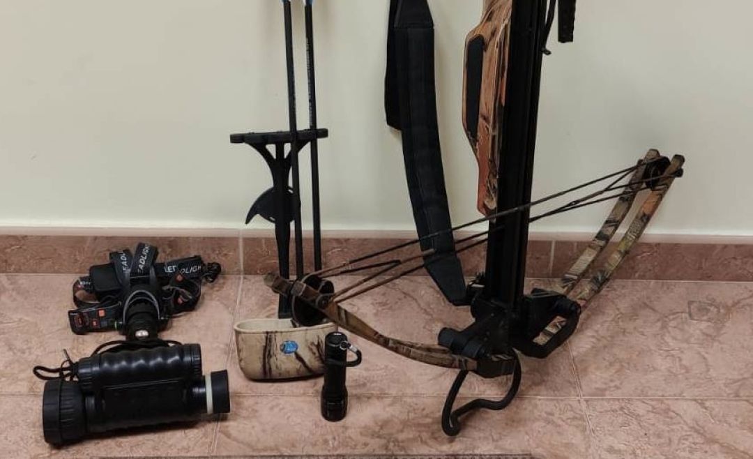 Imagen de la ballesta incautada Imagen de la ballesta incautada
