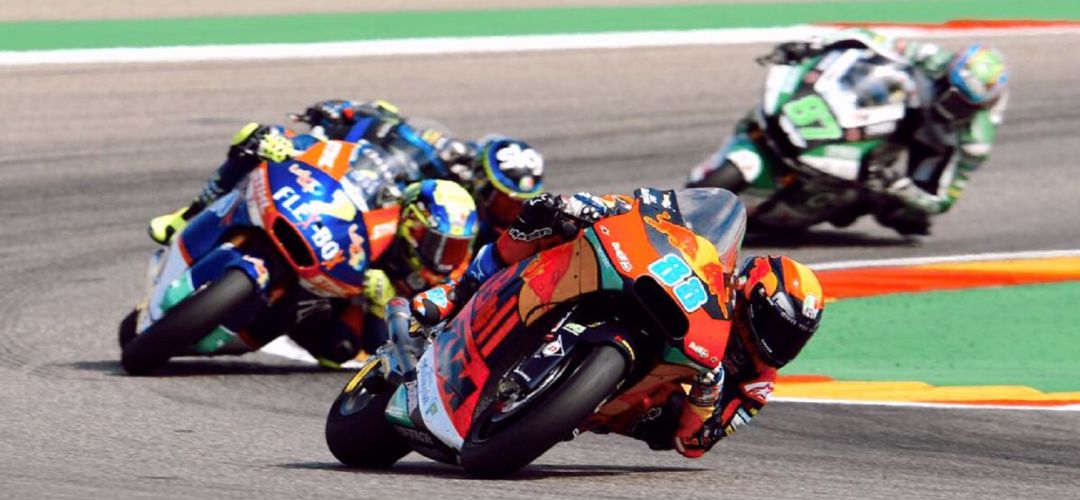 Salía de la posición 14 y con rivales directos varias filas por delante Salía de la posición 14 y con rivales directos varias filas por delante