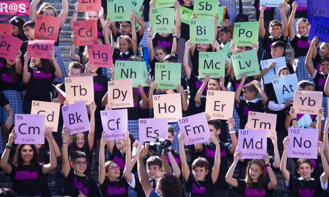 Numerosos niños participaron en el acto de presentación del evento Numerosos niños participaron en el acto de presentación del evento