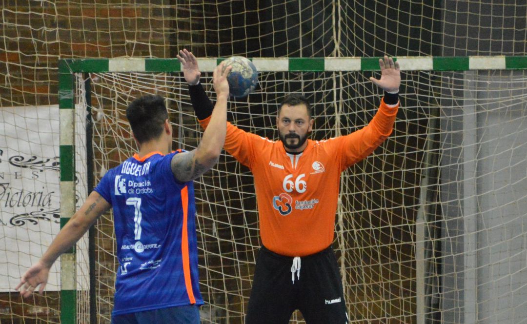 Richi Amérigo con los colores de su actual equipo, el CajaSur Córdoba. Richi Amérigo con los colores de su actual equipo, el CajaSur Córdoba.