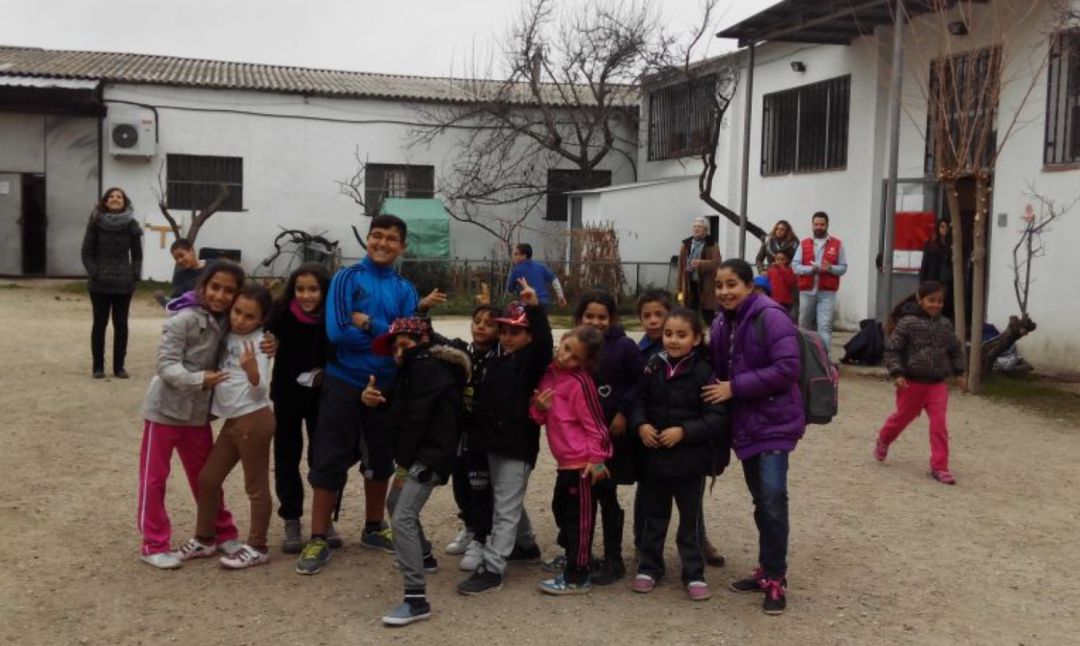 Imagen de un grupo de estudiantes de la Cañada Real Imagen de un grupo de estudiantes de la Cañada Real