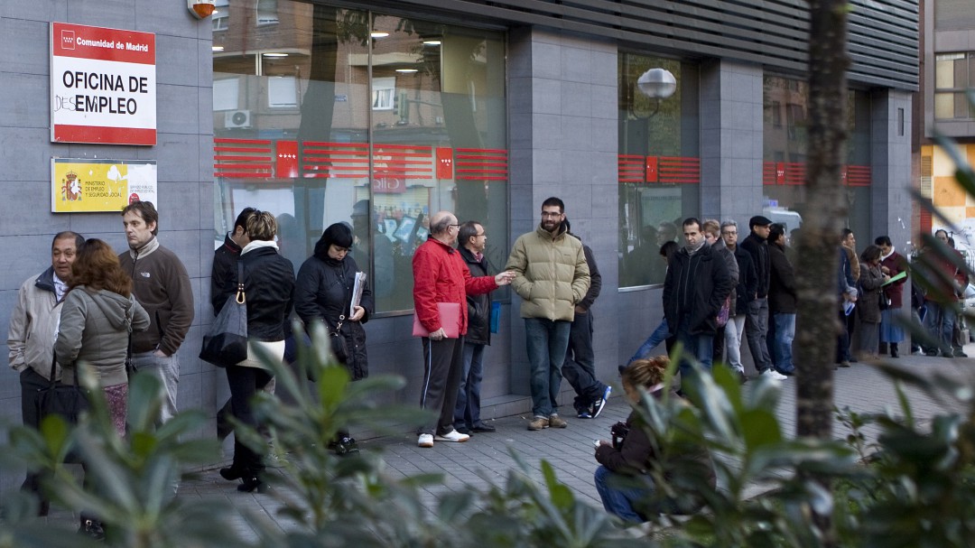 Los cuatro fallos que hacen que España sea líder europeo en parados de larga duración