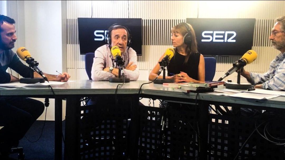 Carlos Fonseca: "Han conseguido que tengamos una imagen edulcorada de la transición" Carlos Fonseca: "Han conseguido que tengamos una imagen edulcorada de la transición"