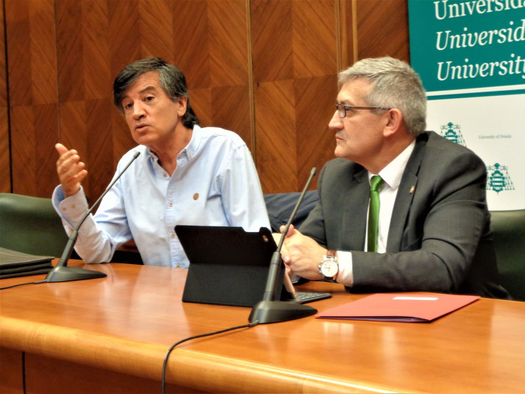 El rector se comunció con Otín nada más concoer la noticia para expresarle el apoyo de la Universidad. El rector se comunció con Otín nada más concoer la noticia para expresarle el apoyo de la Universidad.