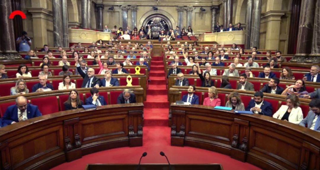 Ple del Parlament de Catalunya Ple del Parlament de Catalunya