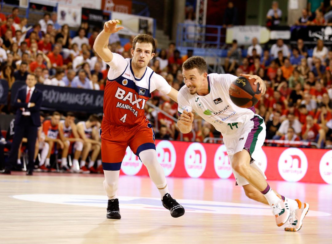 Josh Adams fue el mejor de Unicaja, con 20 puntos Josh Adams fue el mejor de Unicaja, con 20 puntos