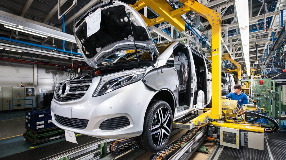 Mercedes Vitoria mantiene su producción para final de año e incluso podría aumentarla