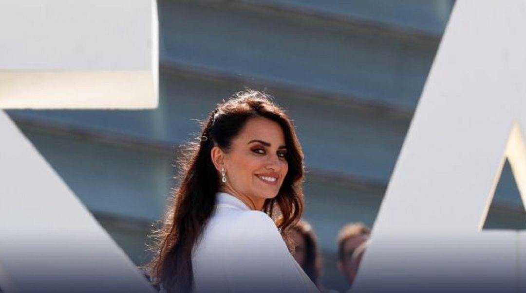 Penélope Cruz, minimalista en blanco Penélope Cruz, minimalista en blanco