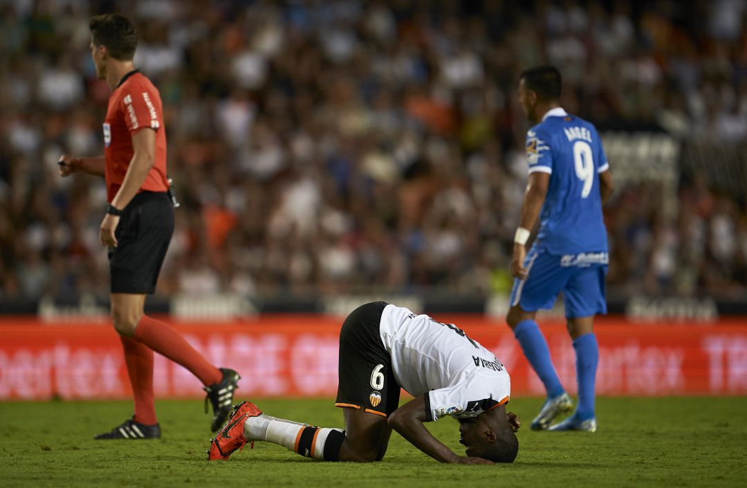 Kondogbia, lesionado ante el Getafe. Kondogbia, lesionado ante el Getafe.