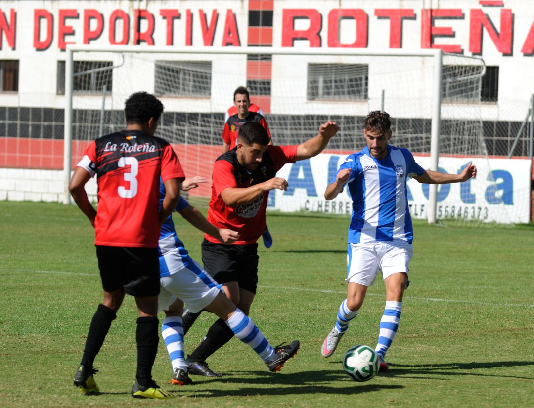 El Jerez Industrial logra un punto de su visita al campo de La Roteña El Jerez Industrial logra un punto de su visita al campo de La Roteña