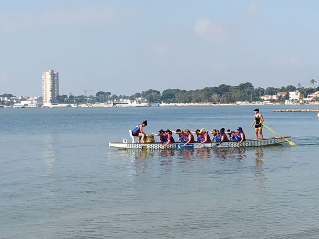 El Club Náutico de Santa Lucía se impone en el campeonato de España de dragon boat El Club Náutico de Santa Lucía se impone en el campeonato de España de dragon boat