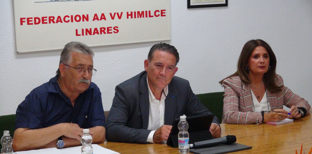Juan José Reca, Raúl Caro y Auxiliadora del Olmo. ARCHIVO Juan José Reca, Raúl Caro y Auxiliadora del Olmo. ARCHIVO