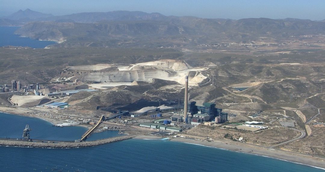 Central Térmica Litoral de Almería: el carbón tiene los días contados. Central Térmica Litoral de Almería: el carbón tiene los días contados.
