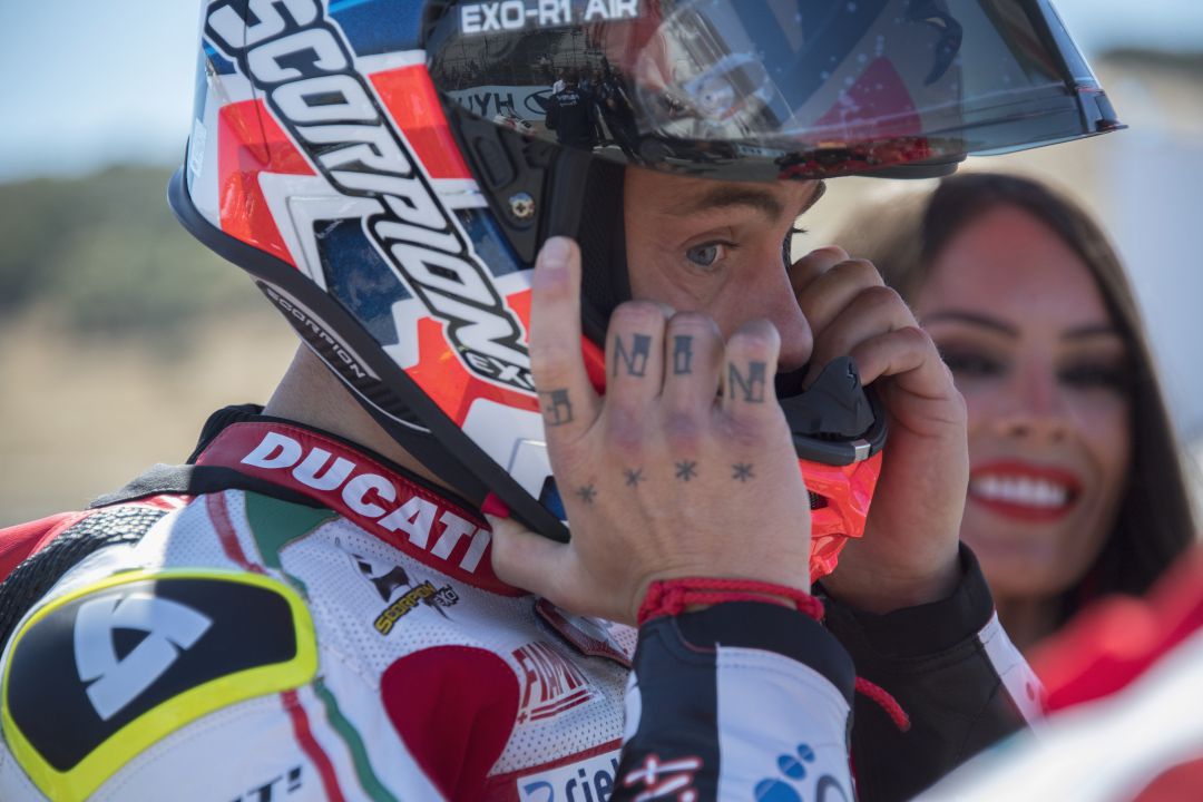 Bautista: "No hemos perdido el Campeonato en Magny-Cours" Bautista: "No hemos perdido el Campeonato en Magny-Cours"