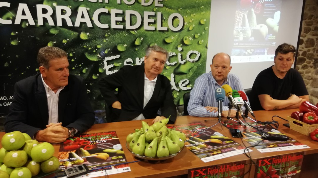 Piden a la Junta la inmediata transformación del regadío en el Canal Bajo