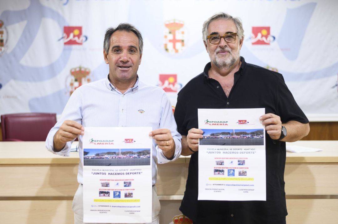 Juanjo Segura con José Manuel Tejada en la presentación. Juanjo Segura con José Manuel Tejada en la presentación.