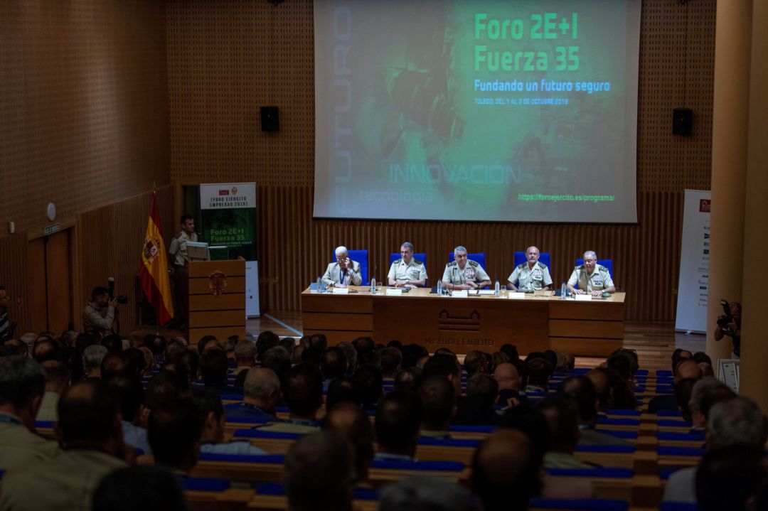 80 empresas y 16 universidades participan en el II Foro Empresas Ejército 80 empresas y 16 universidades participan en el II Foro Empresas Ejército