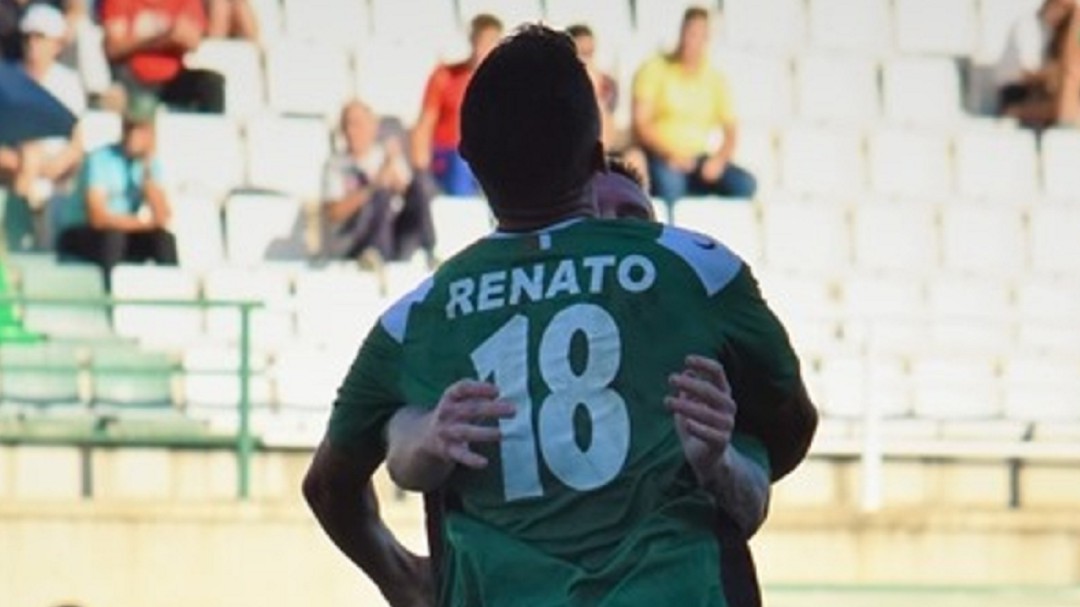 Renato Mendoza: "Charly Rodríguez es un gran ejemplo"