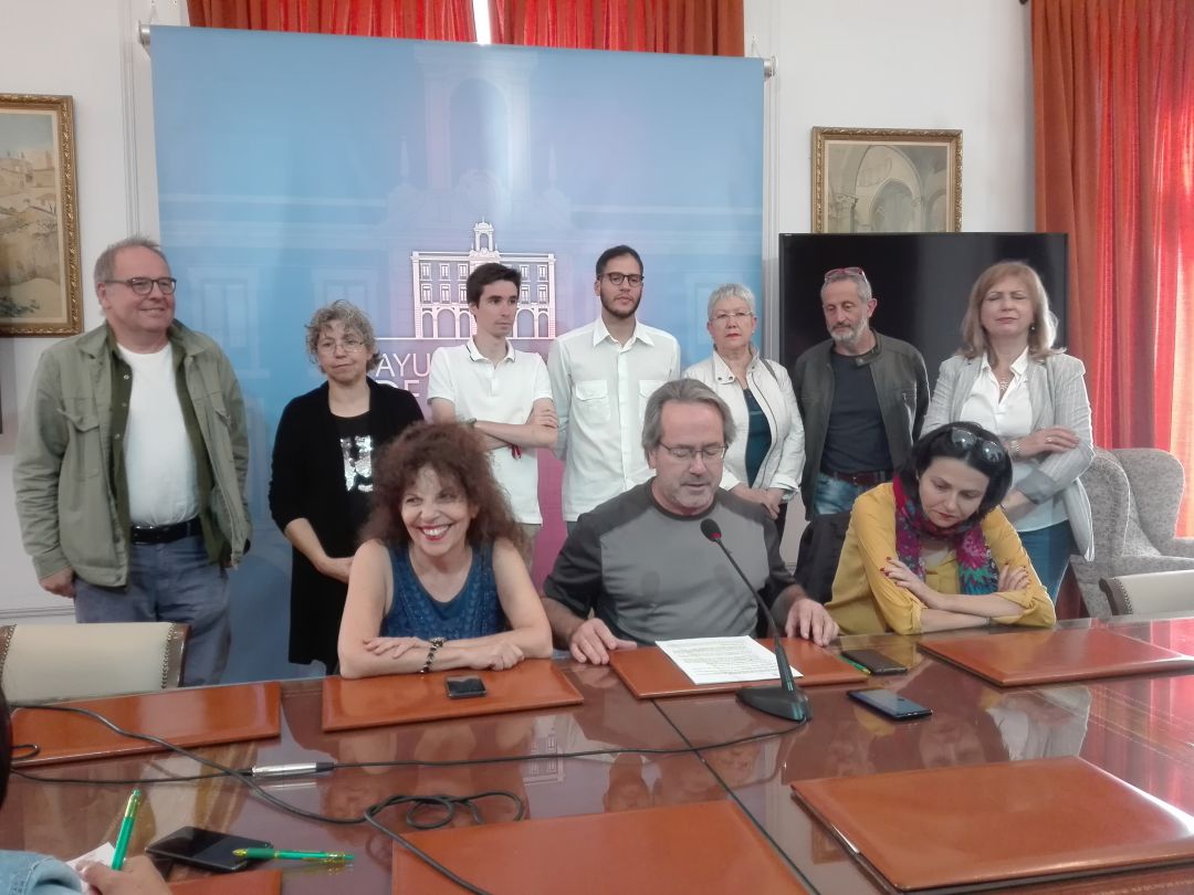 Francisco Guarido toma la palabra durante la valoración de los cien días de gobierno de Izquierda Unida Francisco Guarido toma la palabra durante la valoración de los cien días de gobierno de Izquierda Unida