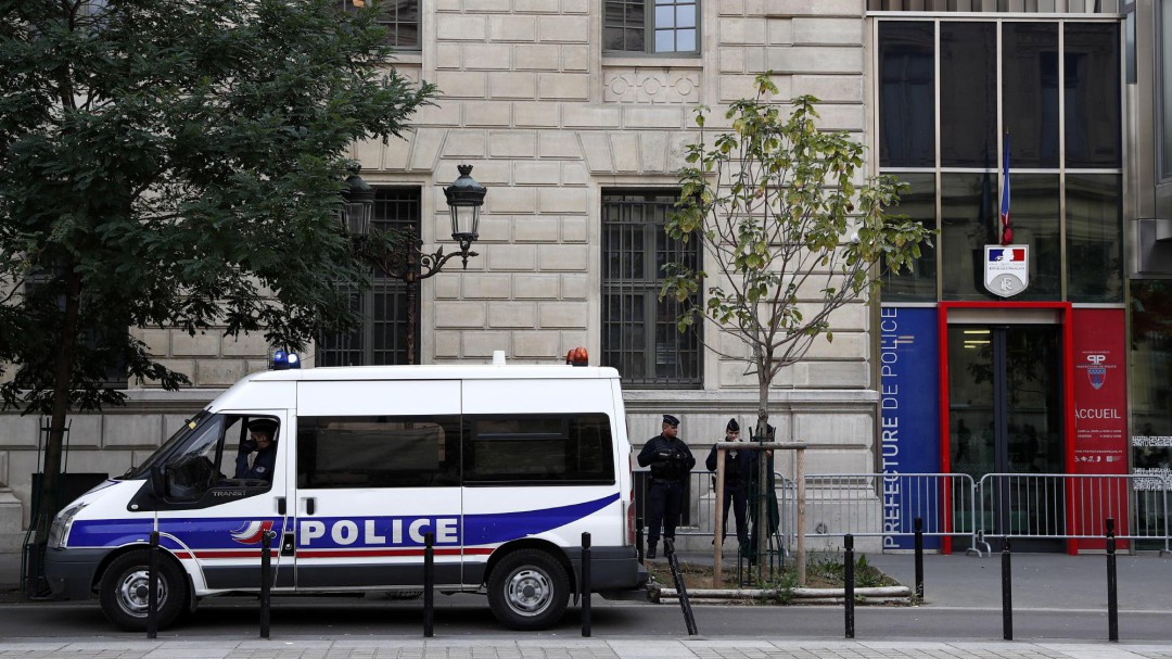 Un policía mata a cuatro compañeros en la comisaría central de París