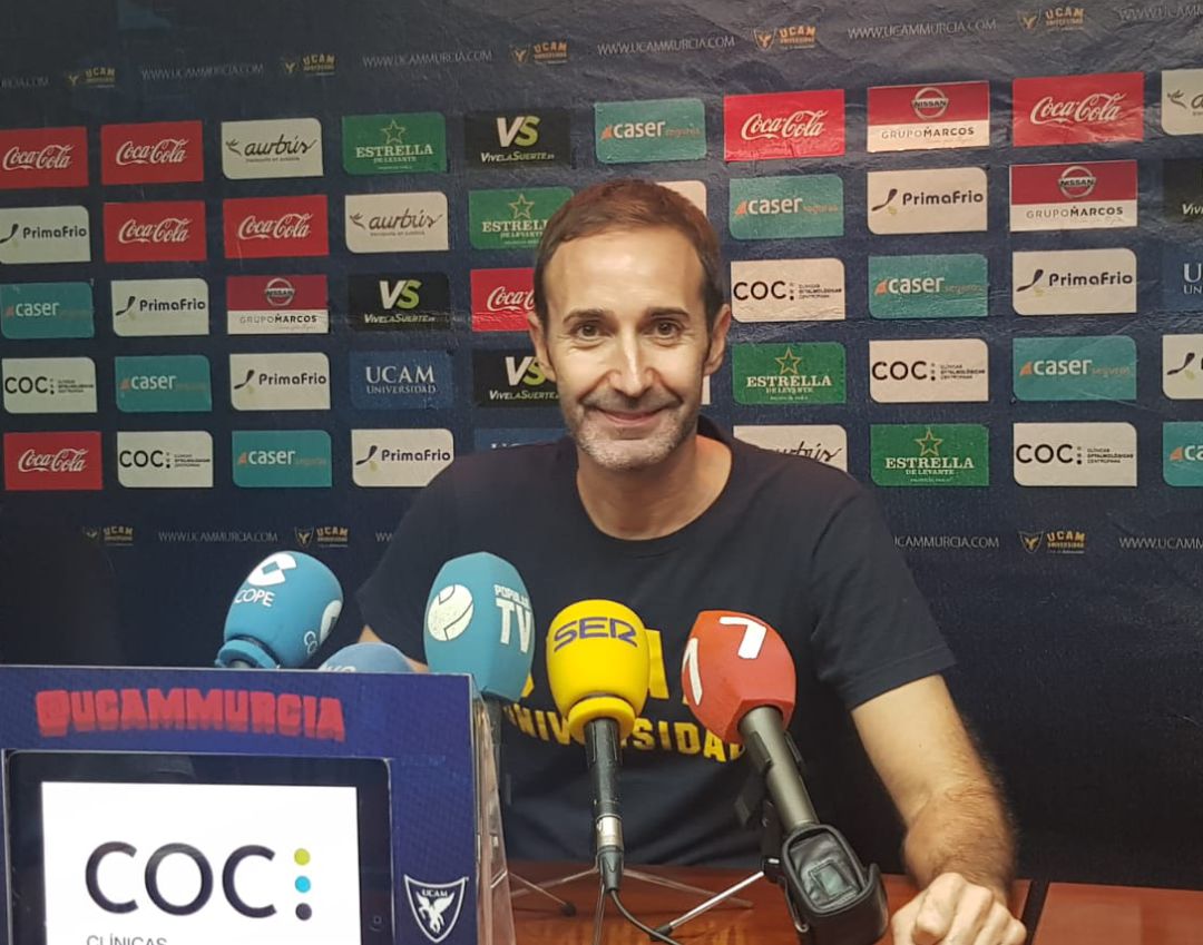 Sito Alonso en la rueda de prensa previa al partido contra Casademont Zaragoza Sito Alonso en la rueda de prensa previa al partido contra Casademont Zaragoza