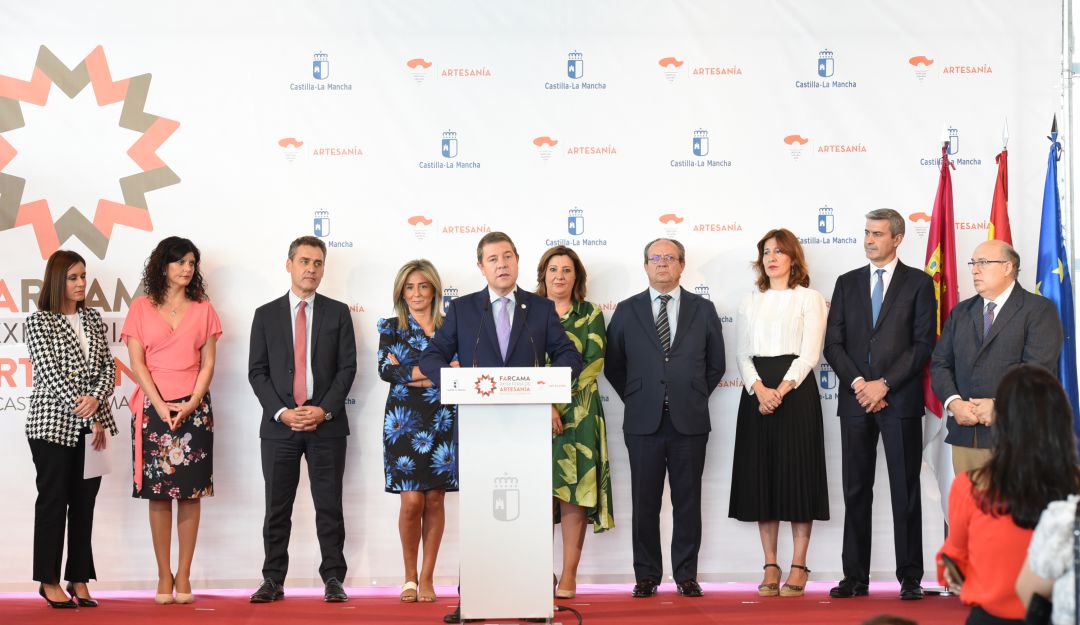 Castilla-La Mancha pedirá en Bruselas "hacer piña" contra los aranceles de Trump Castilla-La Mancha pedirá en Bruselas "hacer piña" contra los aranceles de Trump