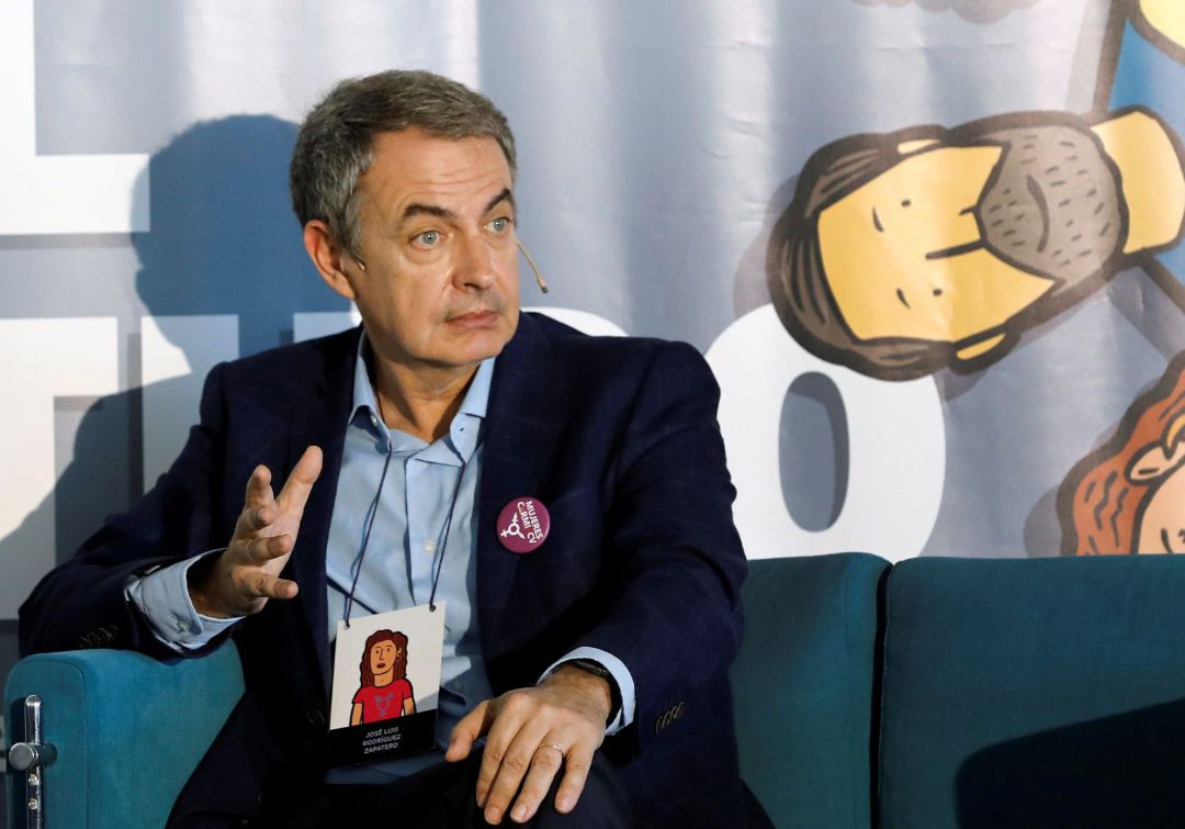 El expresidente del Gobierno, Jose Luis Rodriguez Zapatero, durante su intervención en la convención "El Futuro de lo social (lo social tiene futuro), oprganizado por el Comité Español de Representantes de Personas con Discapacidad (Cermi), este sábado en el Palacio de Congresos de València. El expresidente del Gobierno, Jose Luis Rodriguez Zapatero, durante su intervención en la convención "El Futuro de lo social (lo social tiene futuro), oprganizado por el Comité Español de Representantes de Personas con Discapacidad (Cermi), este sábado en el Palacio de Congresos de València.