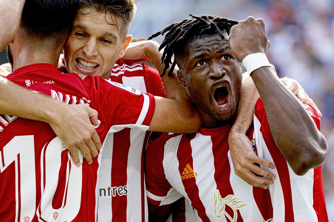 La plantilla de la UD Almería celebra un gol en la Liga Smartbank. La plantilla de la UD Almería celebra un gol en la Liga Smartbank.