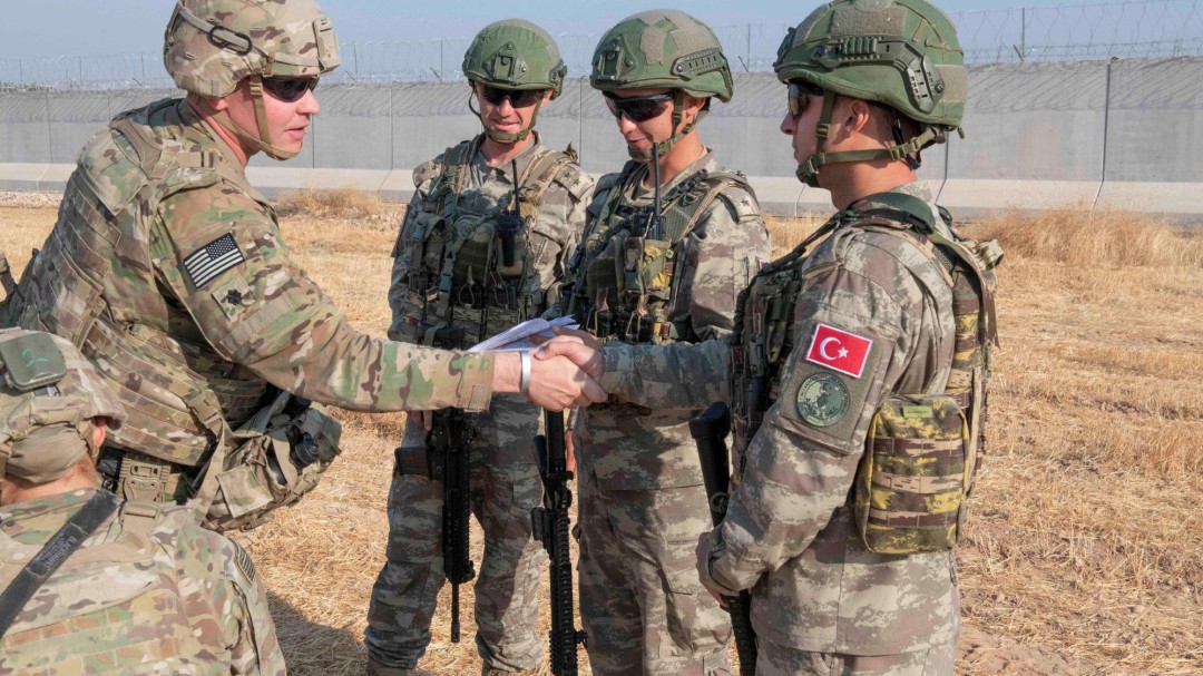 Estados Unidos anuncia la retirada de sus tropas del Noreste de Siria