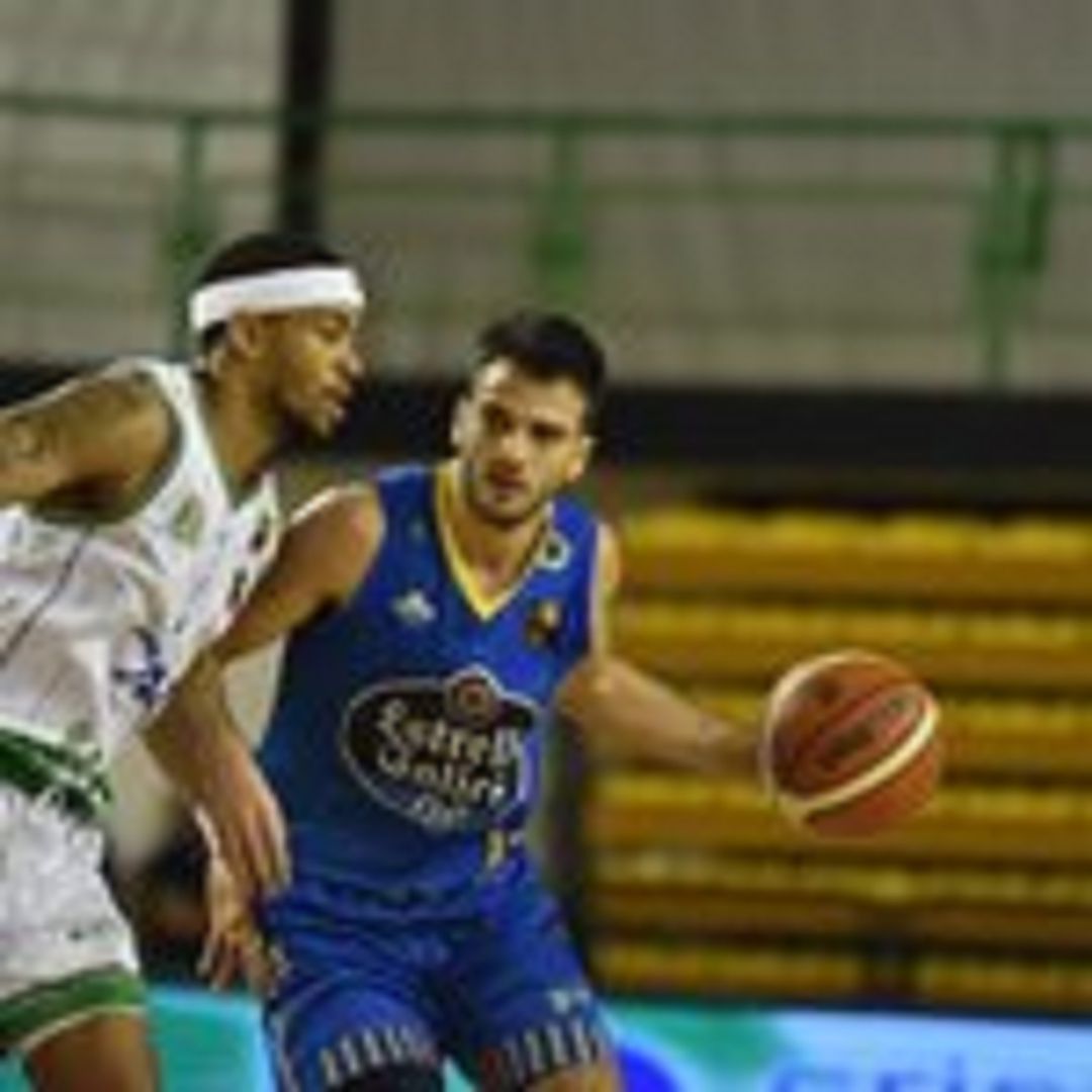 Con esta victoria,el Club Ourense Baloncesto, se mantiene invicto tras dos jornadas de liga en la LEB Oro Con esta victoria,el Club Ourense Baloncesto, se mantiene invicto tras dos jornadas de liga en la LEB Oro