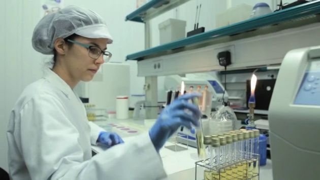 El laboratorio es el corazón de la fábrica El laboratorio es el corazón de la fábrica