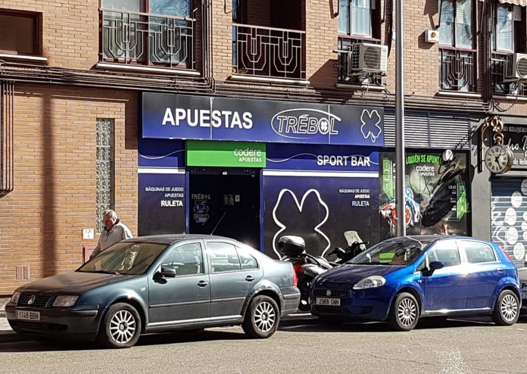 Una sala de apuestas Una sala de apuestas