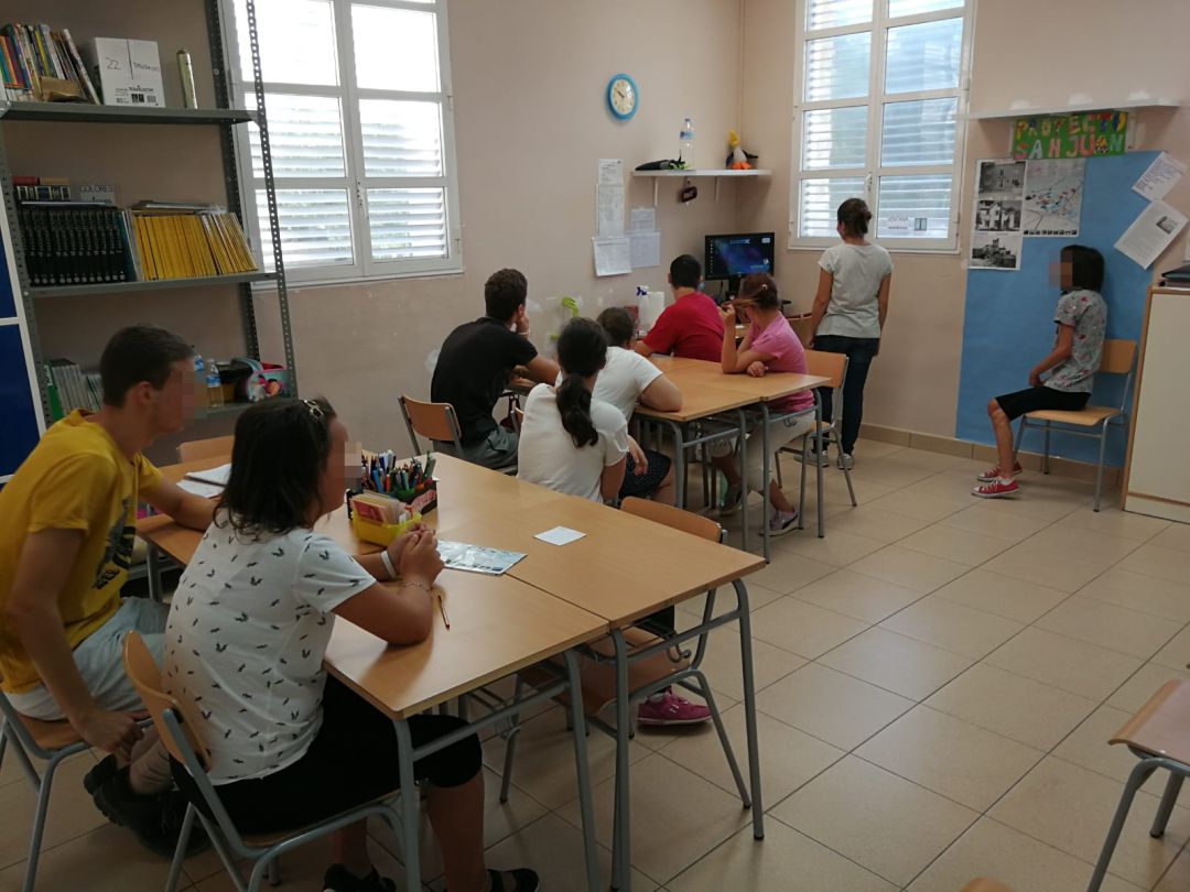 Alumnos del centro de Educación Especial El Somni, en las aulas provisionales del centro Doctor Esquerdo. Alumnos del centro de Educación Especial El Somni, en las aulas provisionales del centro Doctor Esquerdo.