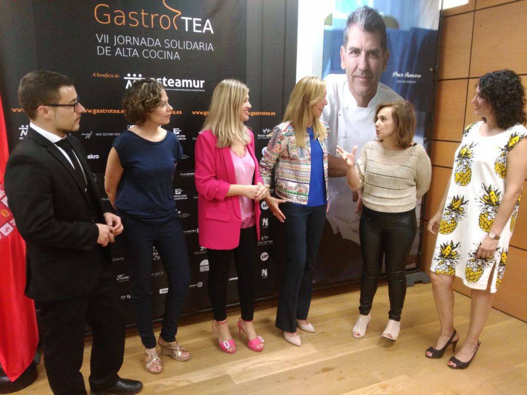 El chef Paco Roncero cocinará en la VII edición de GastroTEA El chef Paco Roncero cocinará en la VII edición de GastroTEA