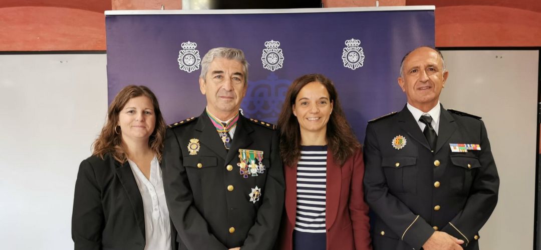 El nuevo Comisario junto a la alcaldesa de Getafe El nuevo Comisario junto a la alcaldesa de Getafe