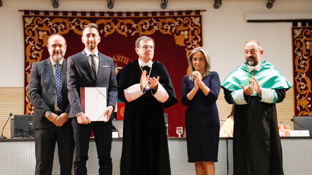 El rector de la UCLM exige al Gobierno regional el dinero comprometido para investigación