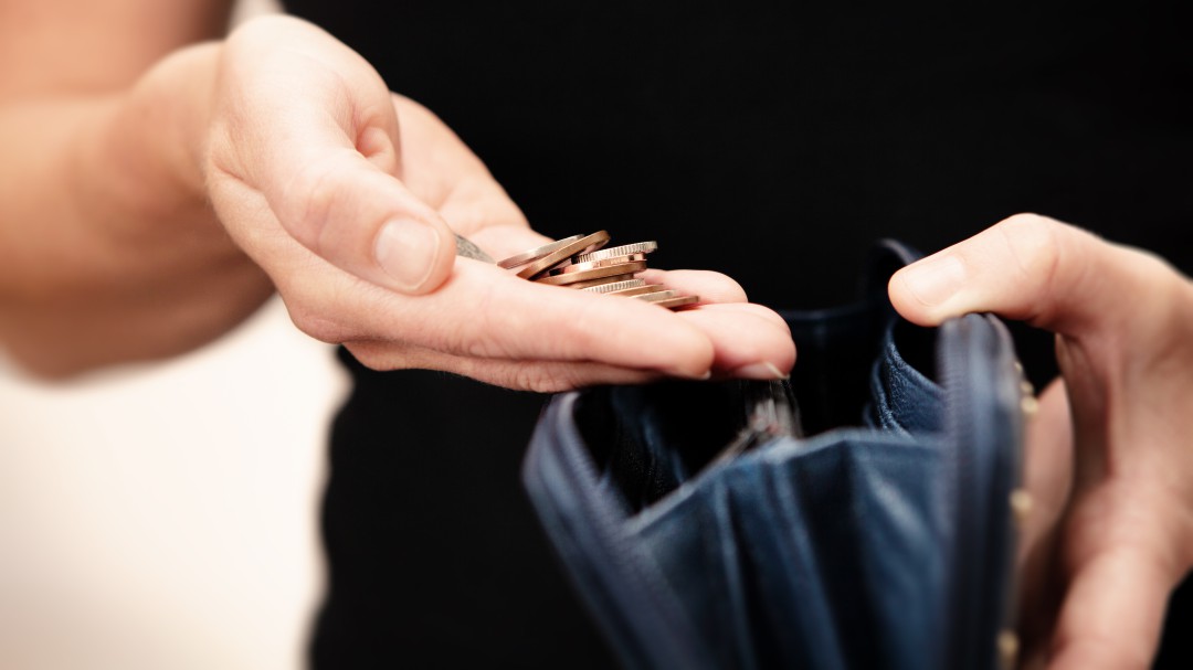 Vulnerables, endeudados y embargados