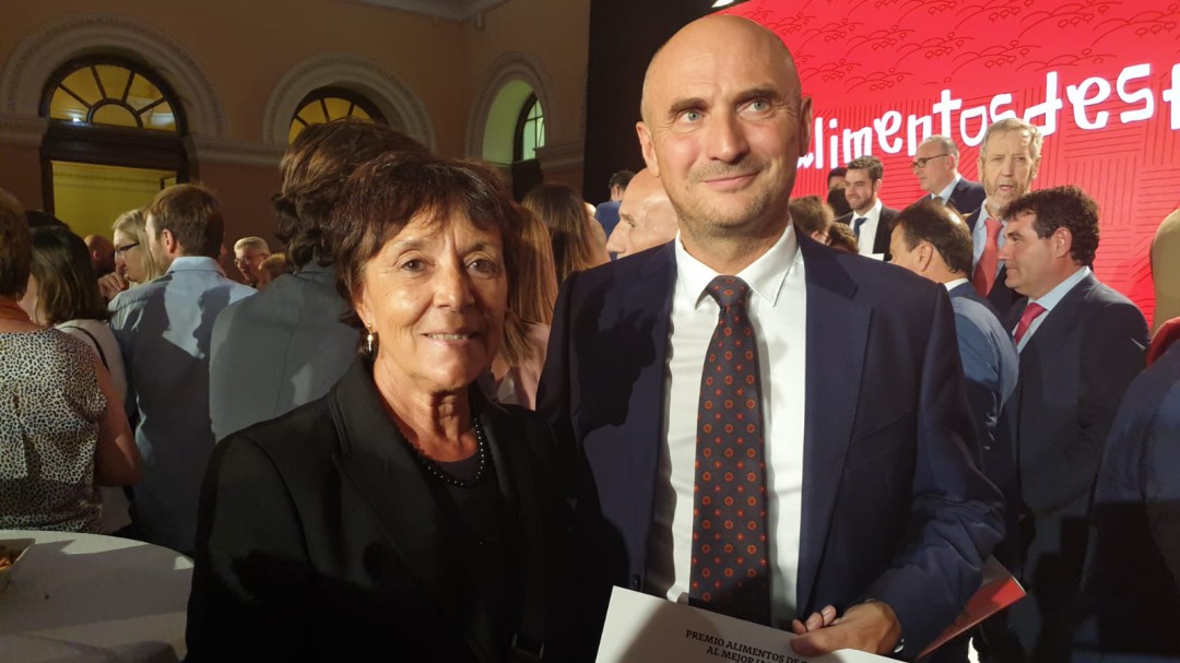 Jamones Segovia recibe uno de los premios Alimentos de España