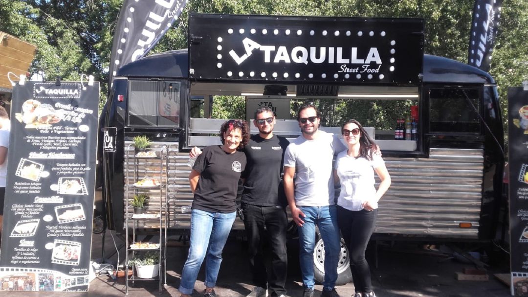 'La Taquilla' es una de las 20 'foodtrucks' de las Fiestas del Pilar 'La Taquilla' es una de las 20 'foodtrucks' de las Fiestas del Pilar