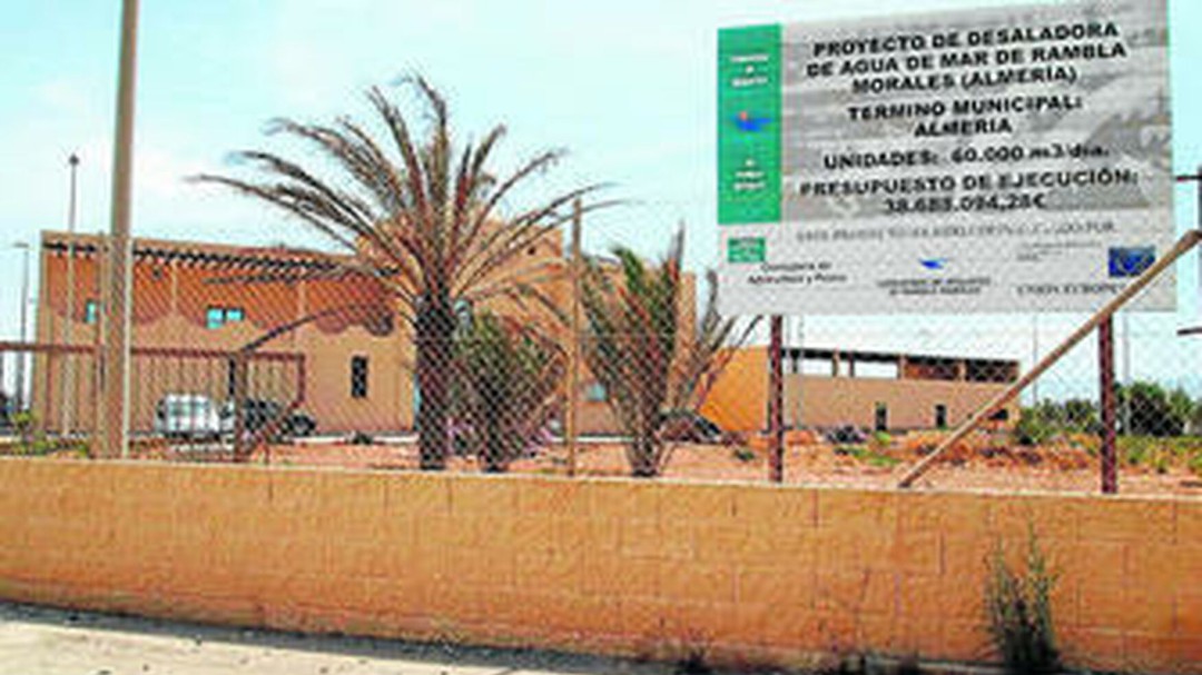 Un fondo de inversiones se hace con la desaladora de Rambla Morales