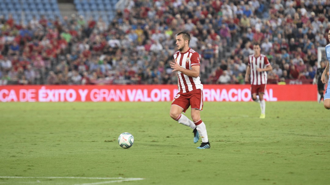 Vada: "Hablar de ascenso ahora no es adecuado"
