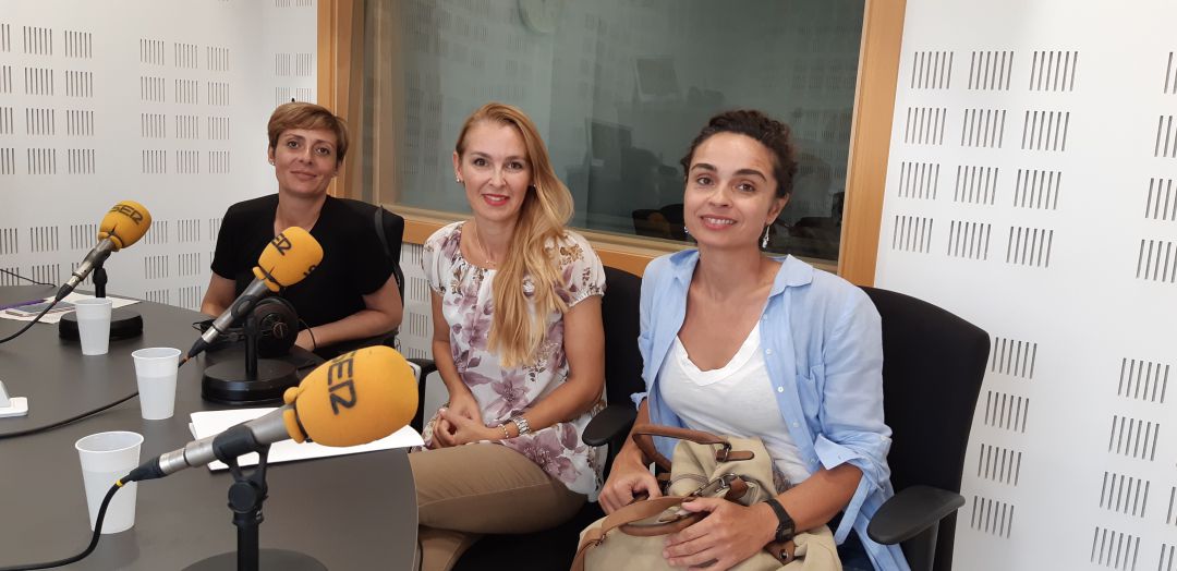 De izquierda a derecha, Gema Gil (portavoz de Unidas Podemos en Leganés), Patricia de Frutos (portavoz de Ciudadanos en Fuenlabrada) y Ángeles García (concejala de Igualdad y Educación (PSOE) en Getafe). De izquierda a derecha, Gema Gil (portavoz de Unidas Podemos en Leganés), Patricia de Frutos (portavoz de Ciudadanos en Fuenlabrada) y Ángeles García (concejala de Igualdad y Educación (PSOE) en Getafe).