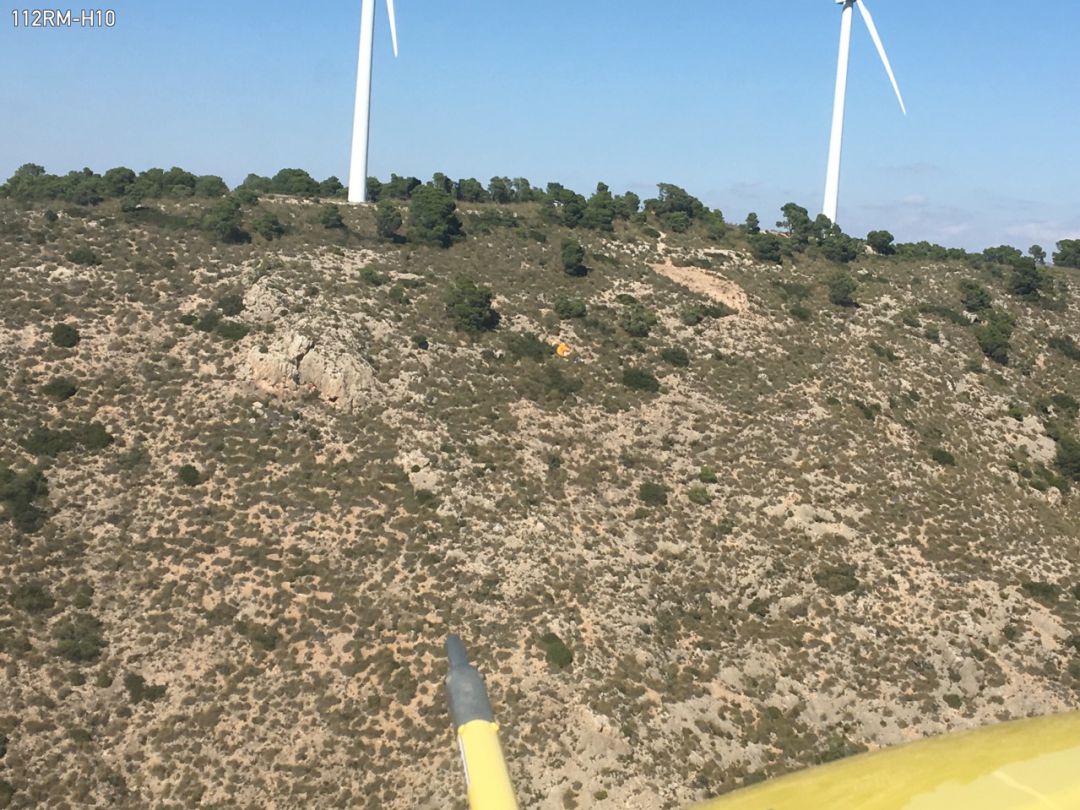 Fallece un parapentista que se ha caído desde una altura de 30 metros en la Sierra del Buey en Jumilla Fallece un parapentista que se ha caído desde una altura de 30 metros en la Sierra del Buey en Jumilla