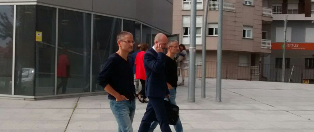 Los acusados, a la salida del Juzgado Los acusados, a la salida del Juzgado