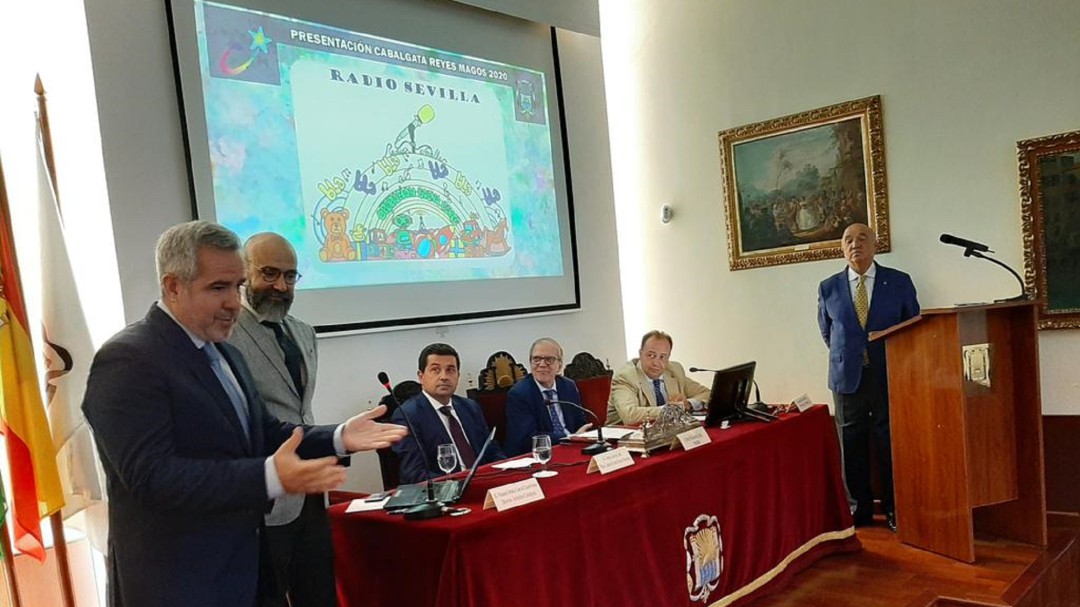 Radio Sevilla inspira una de las nuevas carrozas de la Cabalgata de Reyes