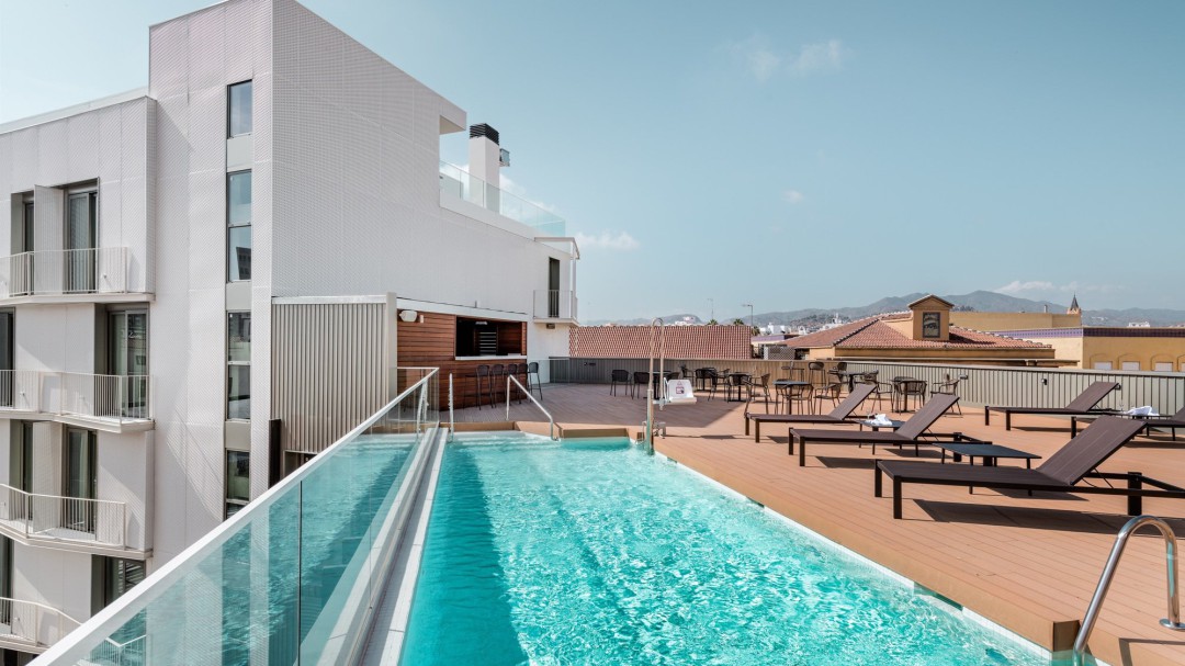 El grupo NH proyecta abrir dos nuevos hoteles en Málaga y uno en Sevilla